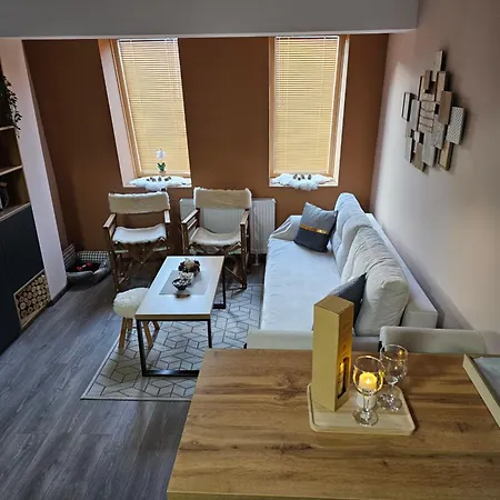 Sky Light Apartment *